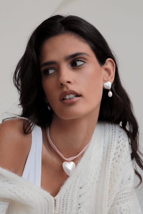 Lucy necklace Limited
