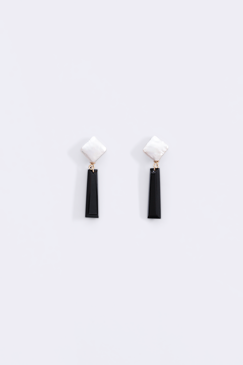 Liora earrings Limited